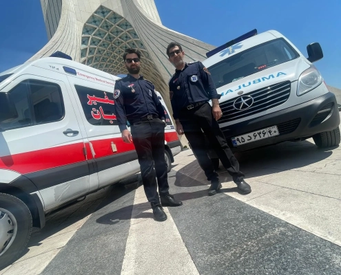 خدمات ویژه آمبولانس خصوصی سفیر حیات | انتقال ایمن بیماران اورژانسی و مراقبتهای ویژه در تهران، کرج و سراسر ایران با تجهیزات مدرن